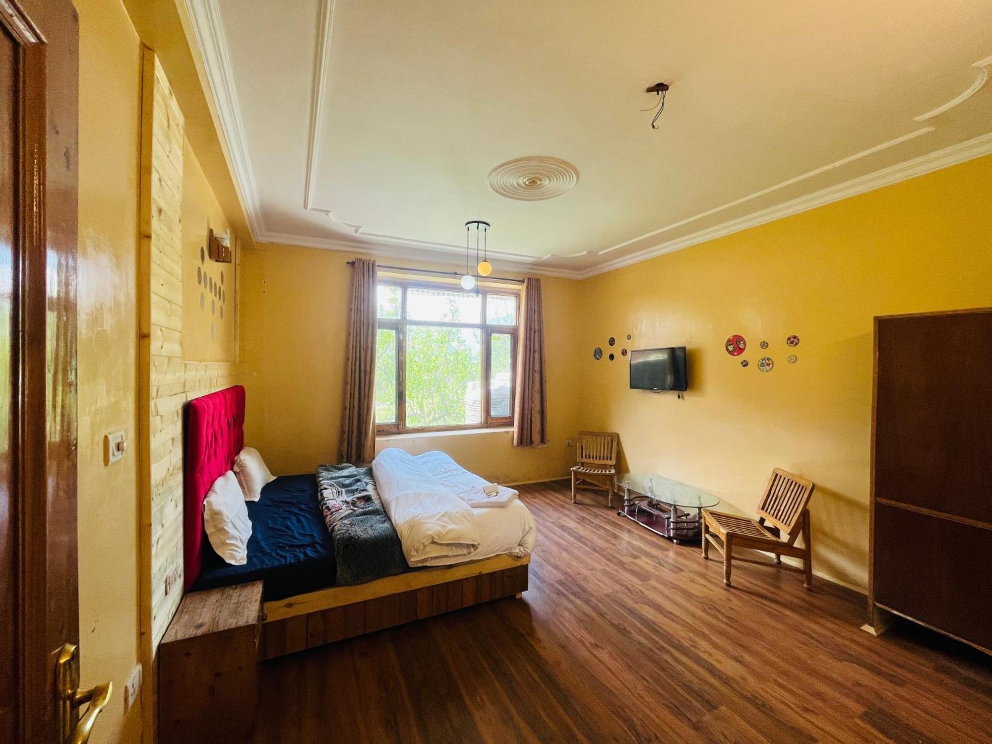 White Cloud 9 Villa Manali (Himachal Pradesh)